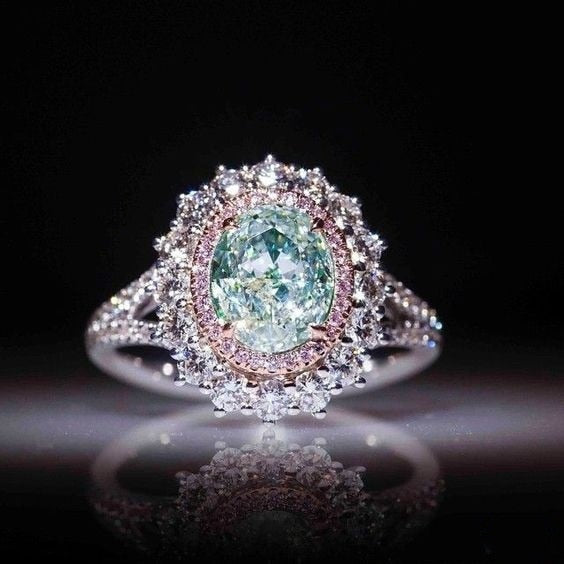 Women Ring Luxury Amazing Green Shiny White Zircon Ring Lady Engagement Beautifully Decorated Girlfriend Anniversary Gift