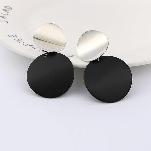 2019 Fashion Non Pierced Clip On Earrings Gold Black Metal Round Disc Statement Ear Clips for Women Bijoux Brincos Party Gift